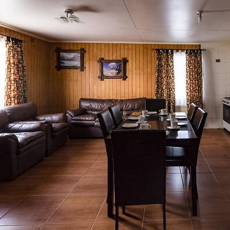 פורטו נטאלס Cabanas Ultima Esperanza מראה חיצוני תמונה