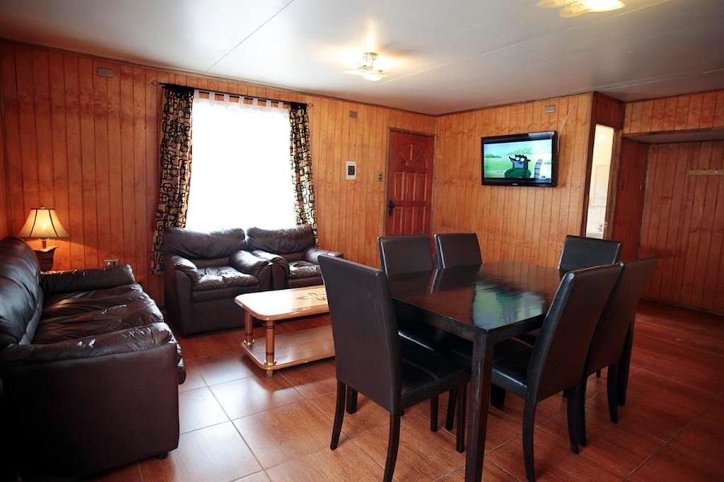 פורטו נטאלס Cabanas Ultima Esperanza מראה חיצוני תמונה