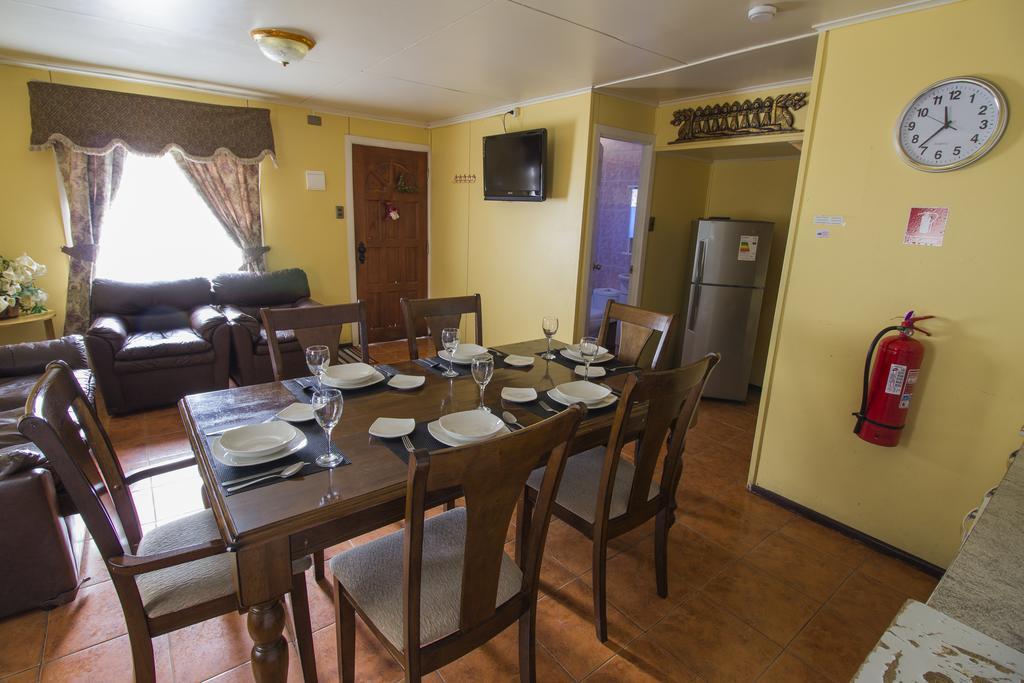 פורטו נטאלס Cabanas Ultima Esperanza מראה חיצוני תמונה