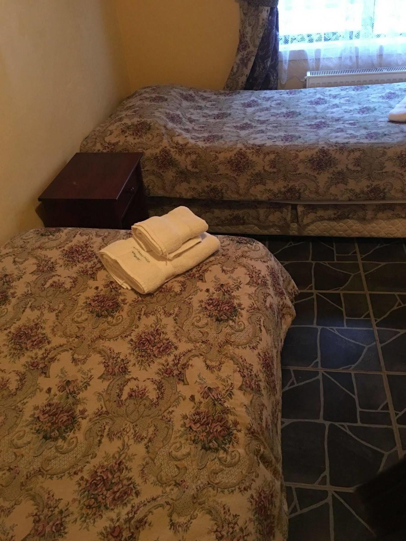 פורטו נטאלס Cabanas Ultima Esperanza מראה חיצוני תמונה